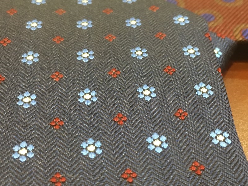 tie7