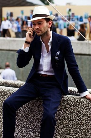 61709BluWhtHat288Web@s.jpg