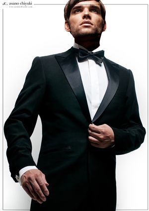 Asano Chiyuki Men's Suit_AdFIVE_Ri.jpg